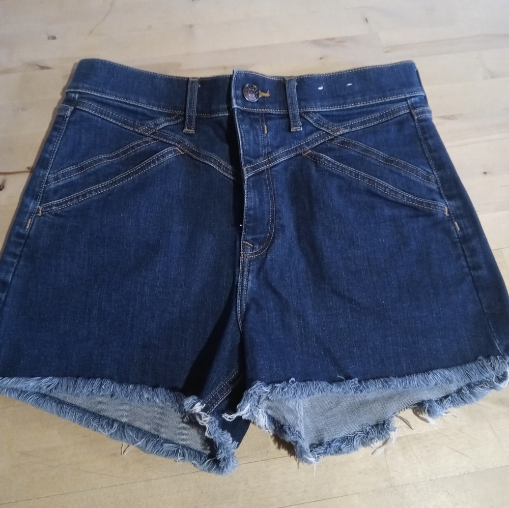 ❤️ EXPRESS SHORTIE HIGH RISE SHORTS SZ 6